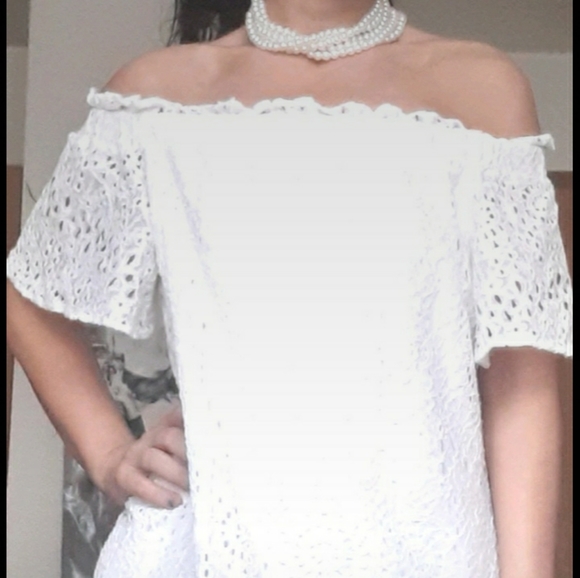 Misses' Eyelet Dress - Picture 2 of 8